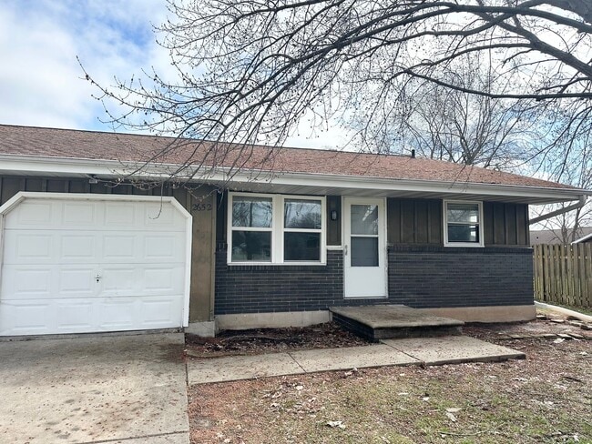 Building Photo - 2652 Sherry Ln