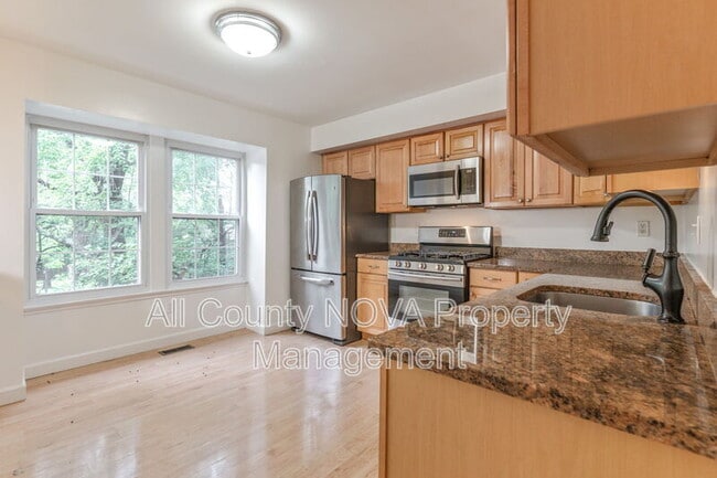 Building Photo - 7612 Indian Hills Dr