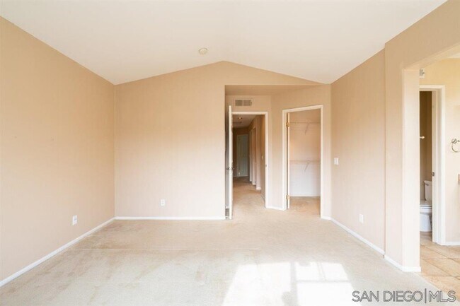 Building Photo - 3781 Ruette De Ville