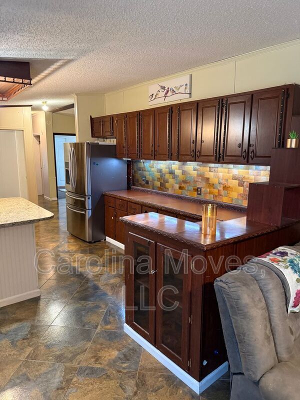 Building Photo - 906 Rolling Meadows Rd