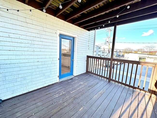 Building Photo - 40 Jeffries St