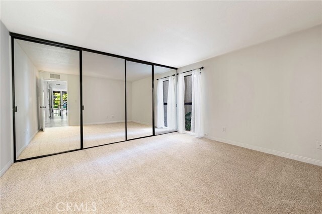Building Photo - 7107 Marina Pacifica Dr S