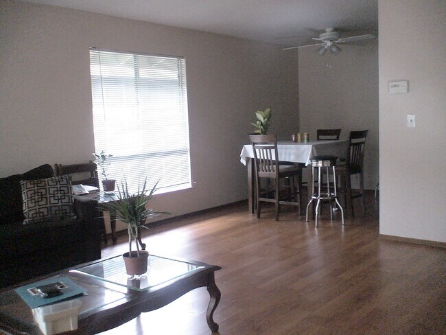 Dining Room - 230 Castillion Ter