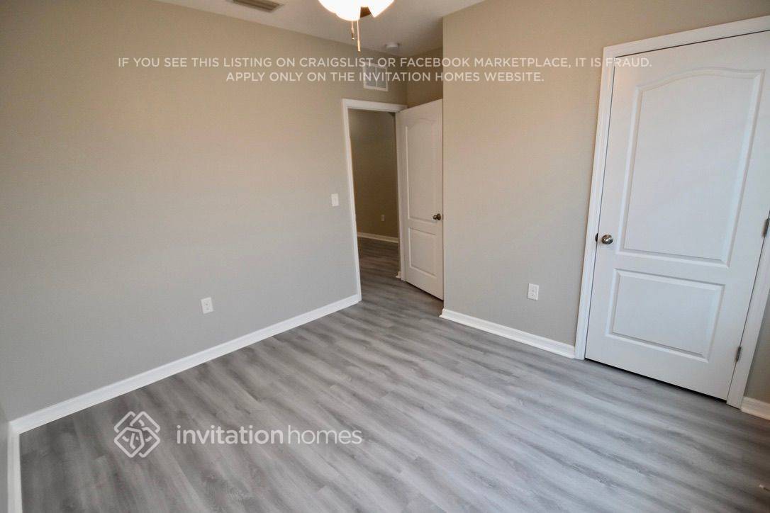 Building Photo - 15532 Rose Grove Dr