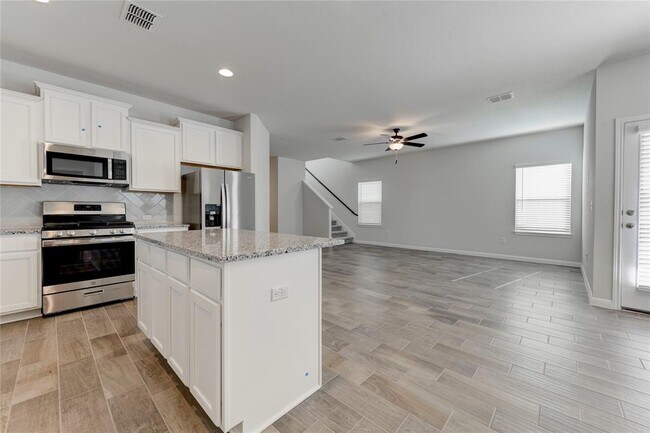 Building Photo - 10716 Timber Brook Pass