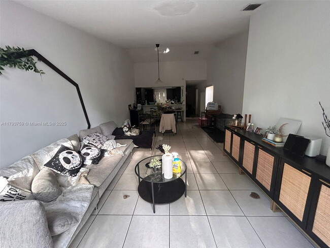 Building Photo - 13301 SW 88th Terrace
