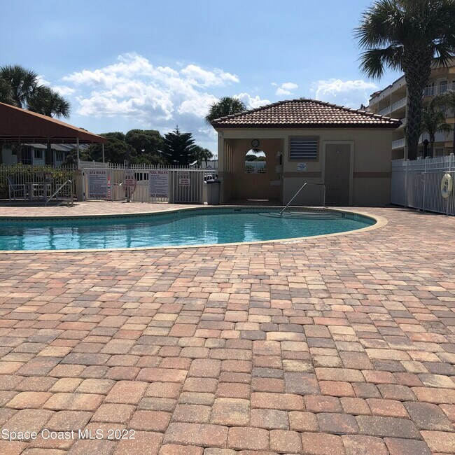 Building Photo - 806 Mystic Dr