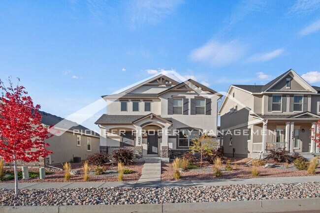 Building Photo - Elegant 3-Bed, 2.5-Bath Home with AC, 2-Car Garage, and Private Yard in Renaissance at Indigo Ranch