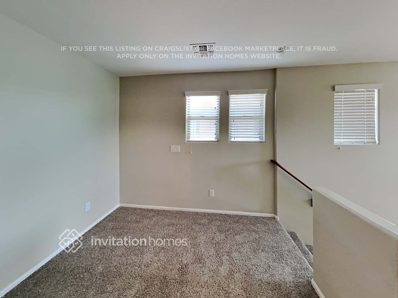 Building Photo - 941 S Deerfield Ln