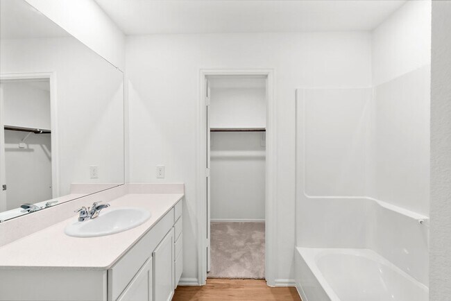 Building Photo - 7507 Birch Harvest Dr