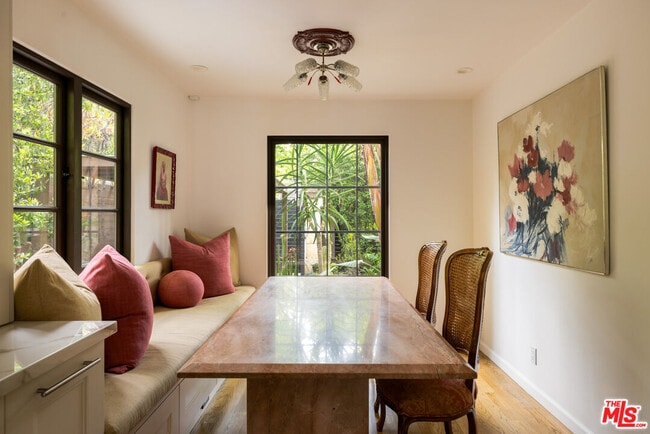 Building Photo - 1745 N Vista St