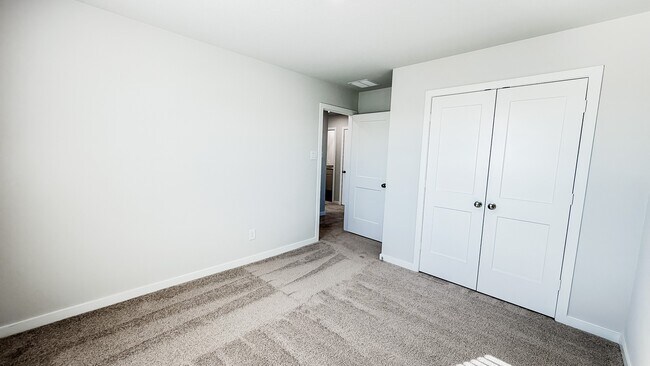 Building Photo - 11982 Wisteria Mdws Dr