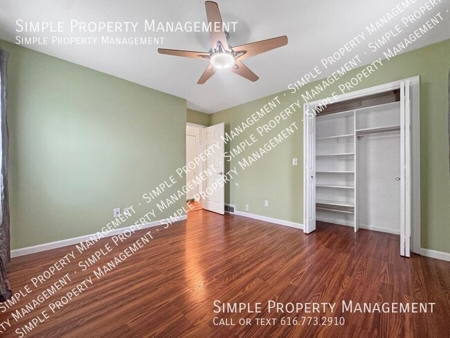 Building Photo - 5352 Queensbury Dr SE