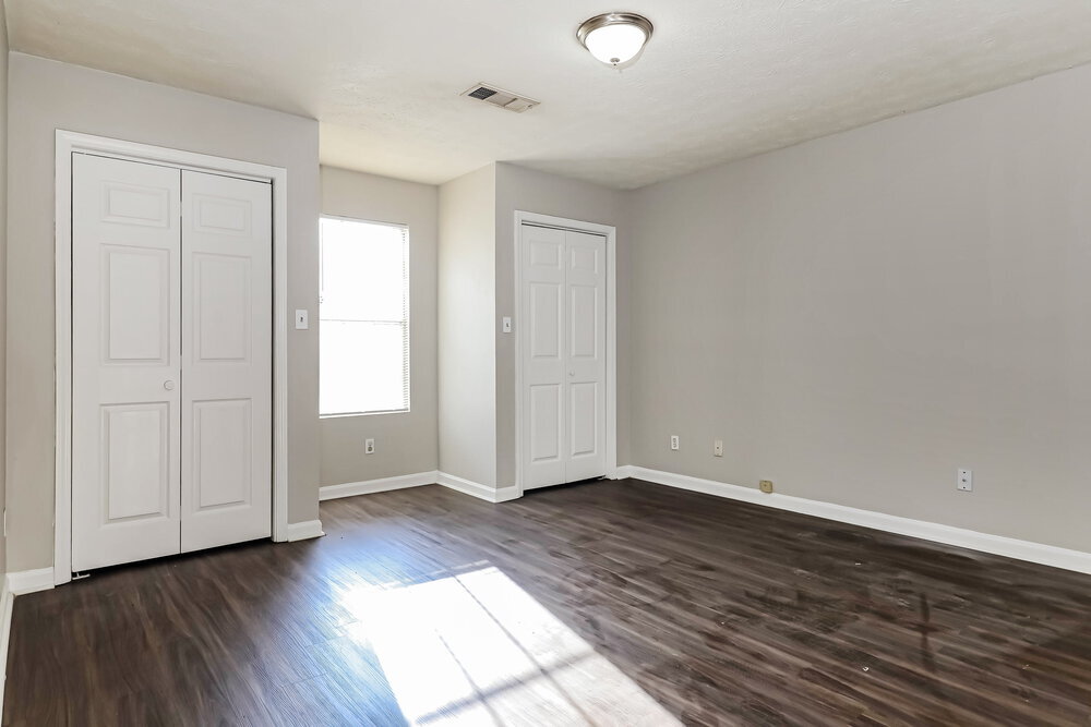 Building Photo - 9179 Fairway Ct