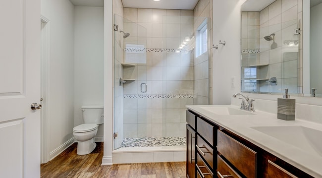 Building Photo - 3873 Brookfield Dr