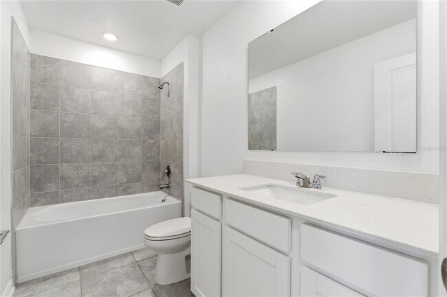 Building Photo - 1195 Tyler Lp