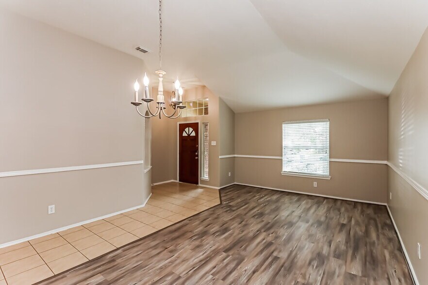Building Photo - 7510 Braeberry Ct