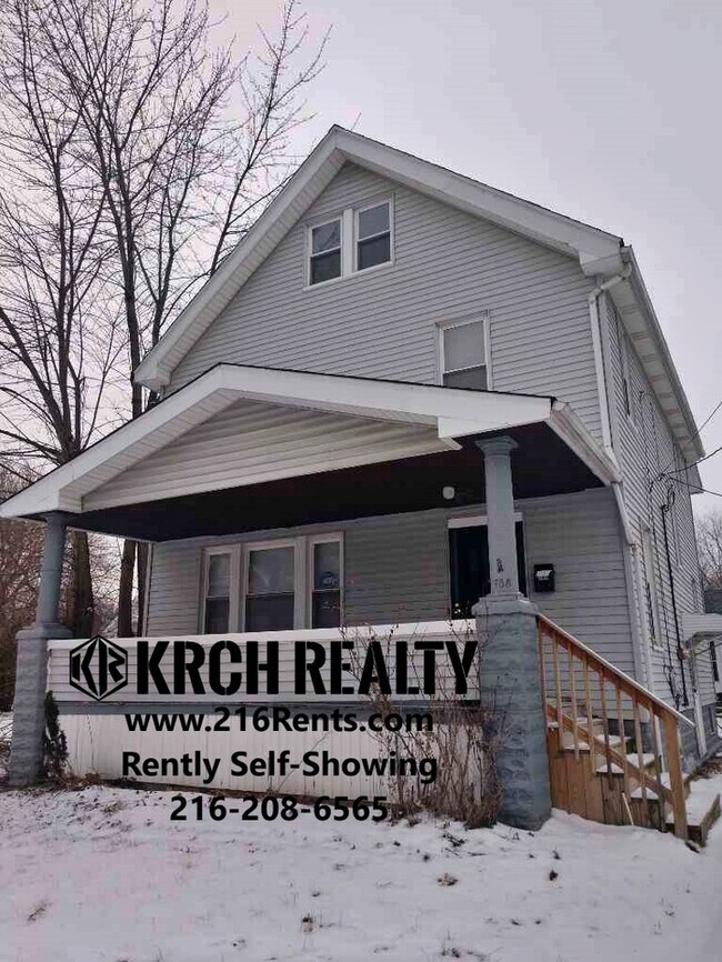 Primary Photo - Available Now! Remodeled 3 Bed 1 bath home!