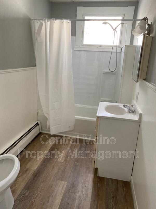 146 Sabattus St 146 Sabattus St Lewiston ME 04240 Apartment Finder