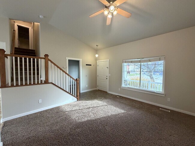 Building Photo - Perfect 4 bed 2.5 ba home in the desirable Sundance Subdiv. off McMillan & Meridian Rd.