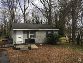 Building Photo - Quaint 2 Bedroom Home available in Gastonia!