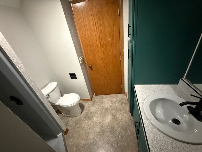 Building Photo - East Side Home for Rent