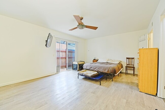 Building Photo - 13142 Reedley St
