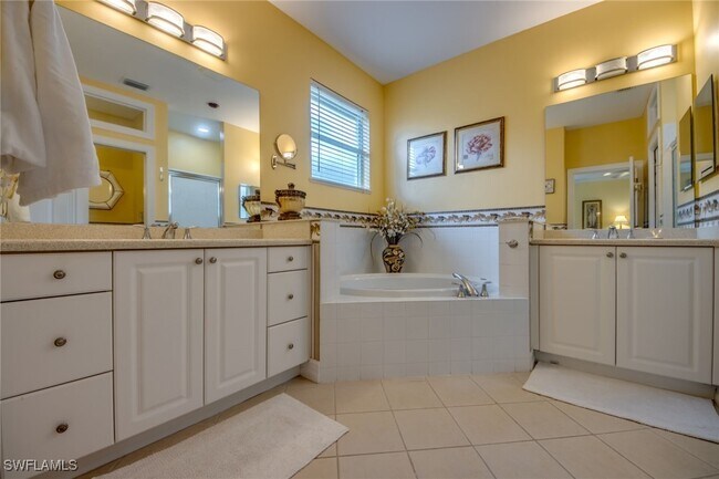 Building Photo - 10541 Bella Vista Dr