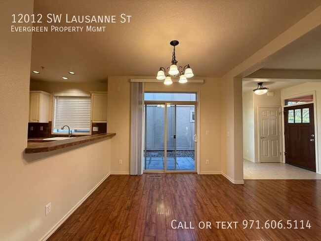 Building Photo - 12012 SW Lausanne St