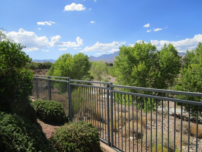 Building Photo - SUMMERLIN - AMBER RIDGE CONDO