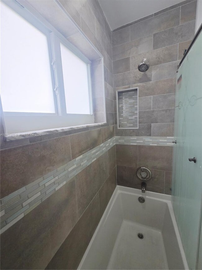 Building Photo - 4490 SW 19th St