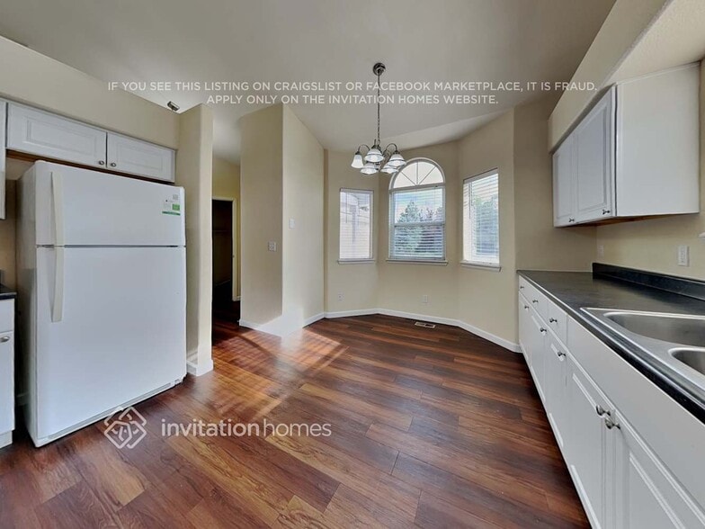 Building Photo - 19401 E 45th Ave
