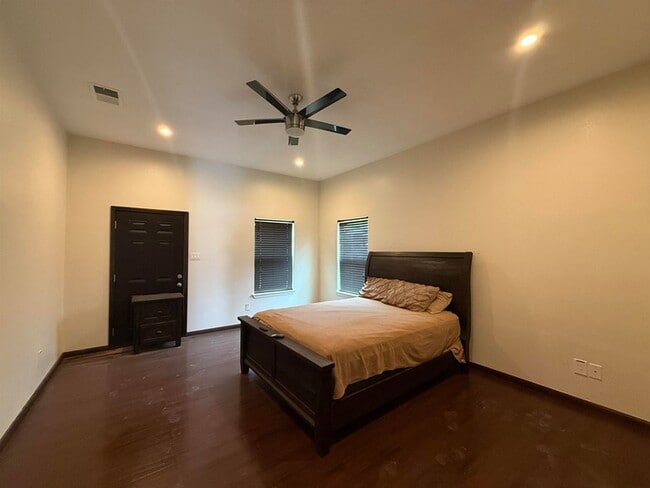 Building Photo - 105 Margaret Ln