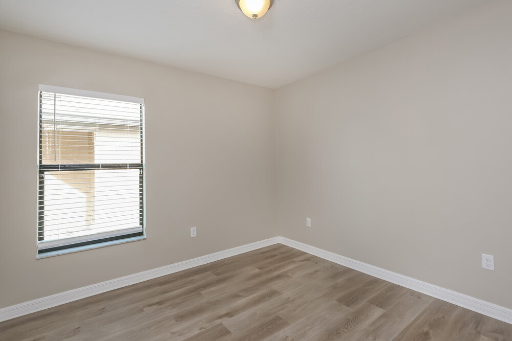 Building Photo - 11220 Leland Groves Dr