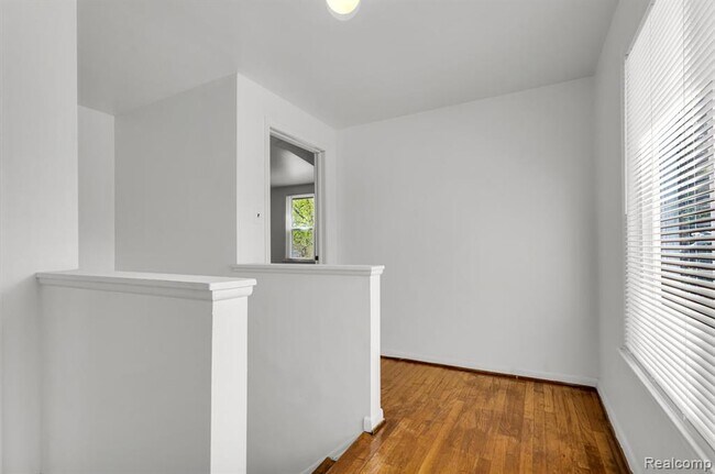 Building Photo - 18792 Old Homestead Dr