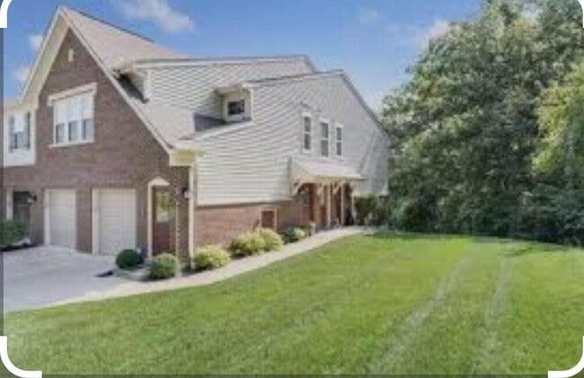 Primary Photo - 3025 Lodge View Ct