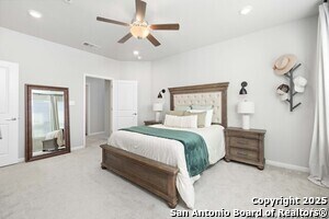 Building Photo - 1020 Vista View Dr