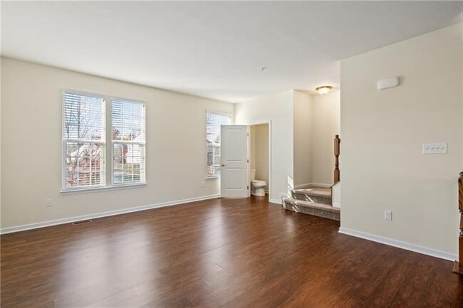 Building Photo - 1966 Georgetown Dr