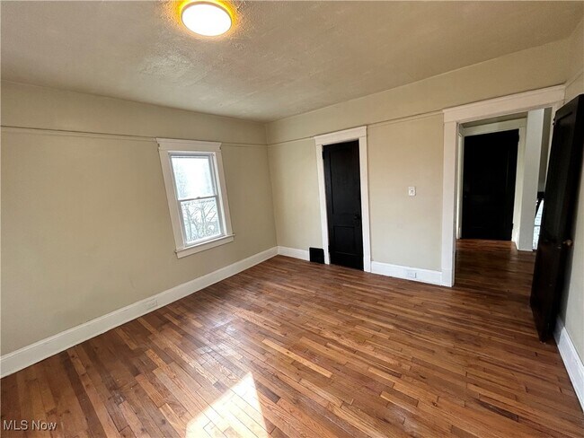 Building Photo - 10409 Fidelity Ave