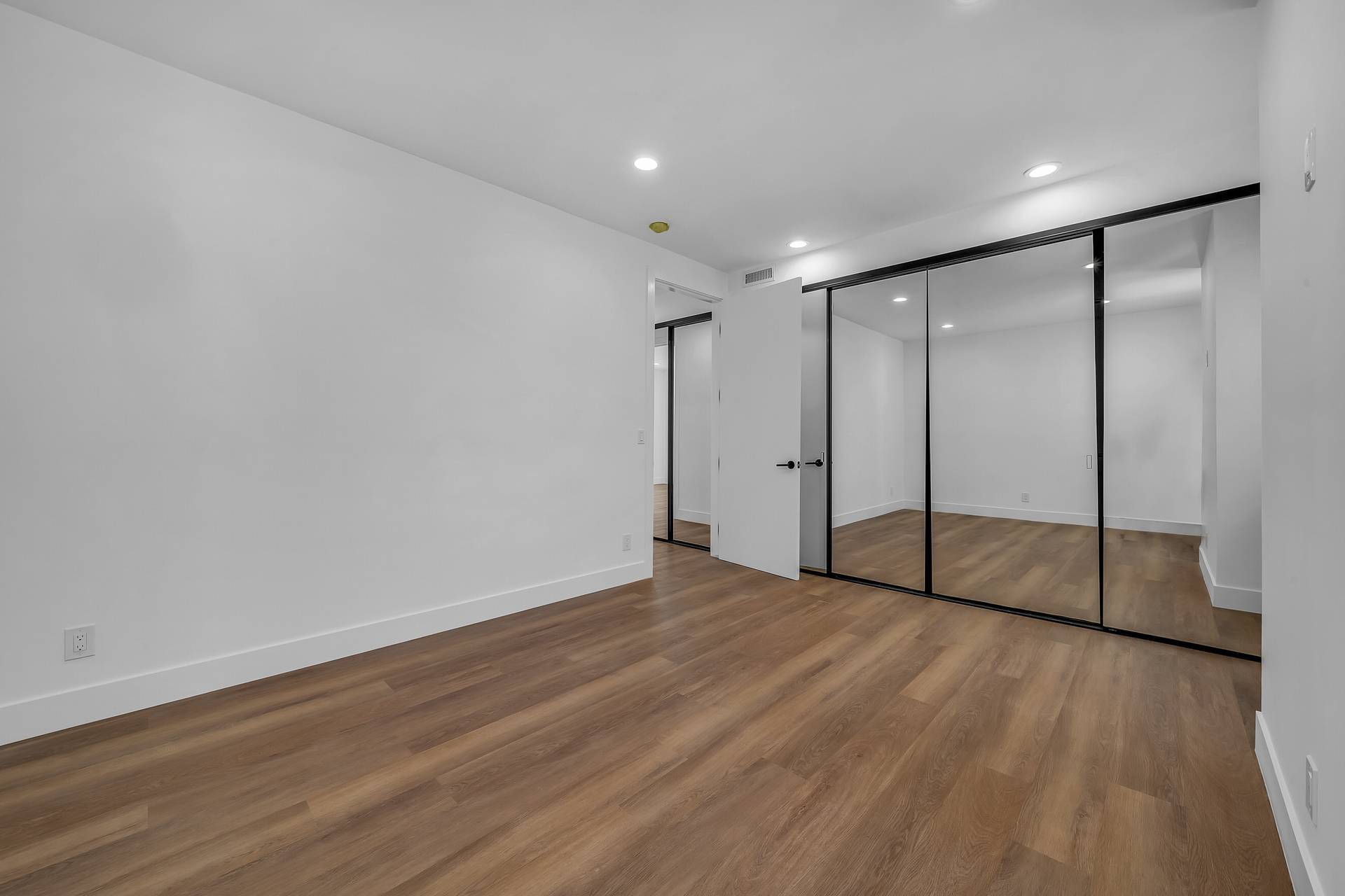 Bedroom - 1531 Wellesley Ave