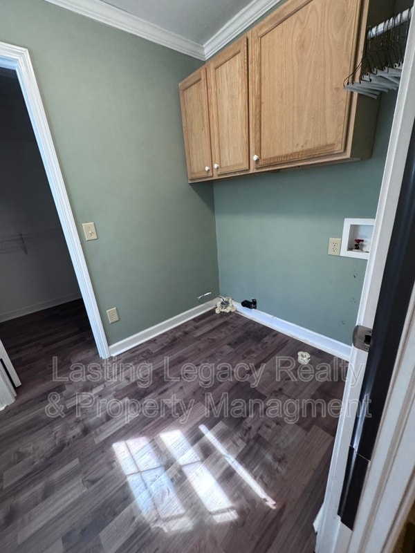 Building Photo - 3306 Brown Pond Ln