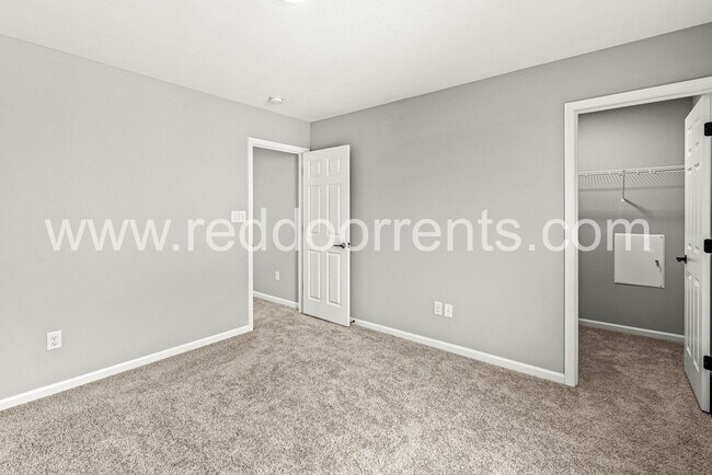 Building Photo - 5218 Triple Crown Wy