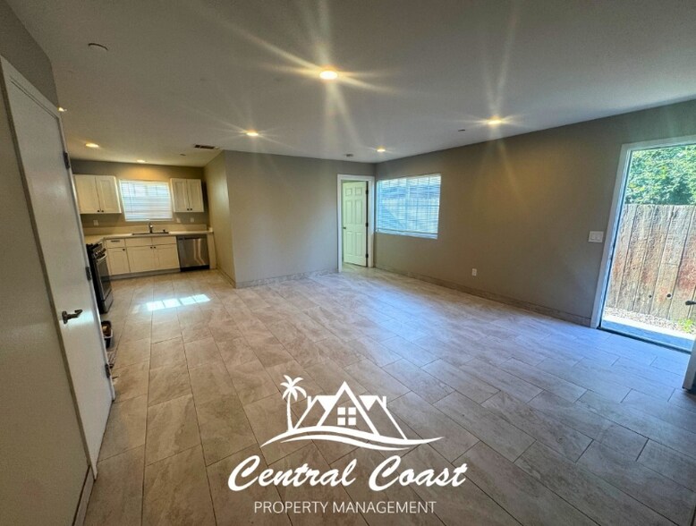 Building Photo - 0 E Boone St