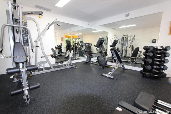 Building Photo - 801 NW 47th Ave