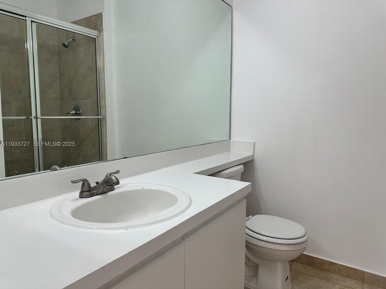 Building Photo - 891 Cypress Park Way