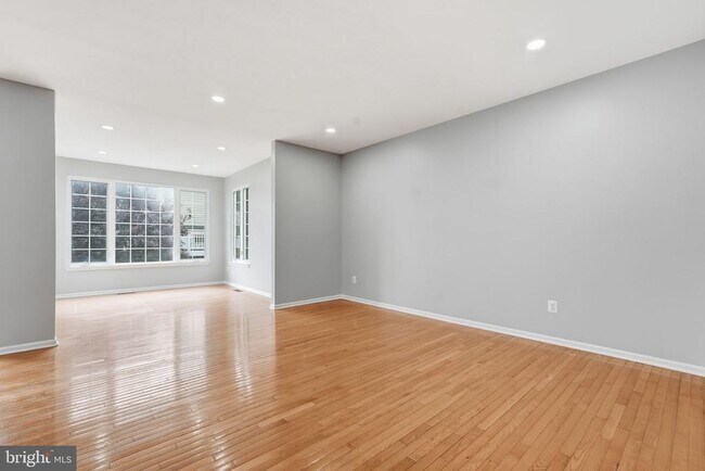 Building Photo - 25196 Whippoorwill Terrace