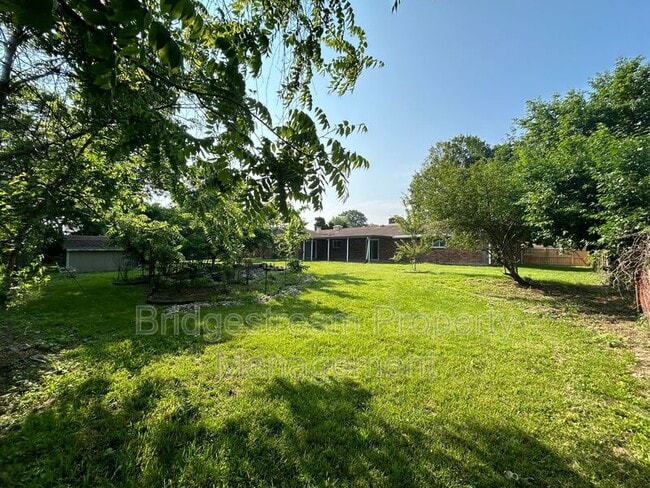 Building Photo - 3920 Barrymore Ln
