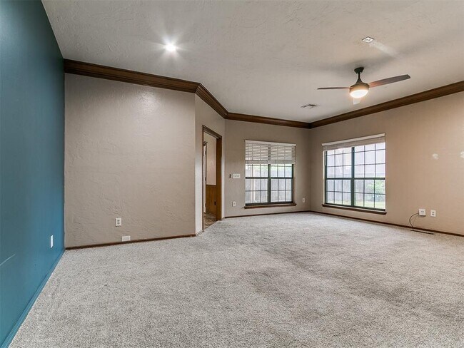 Building Photo - 1117 NW 198th St