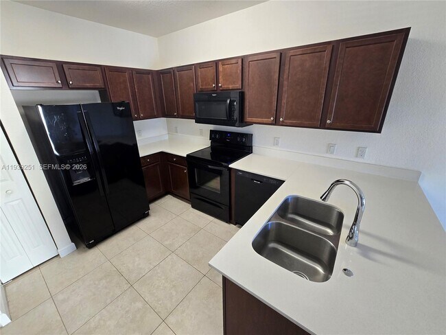 Building Photo - 260 NW 109th Ave