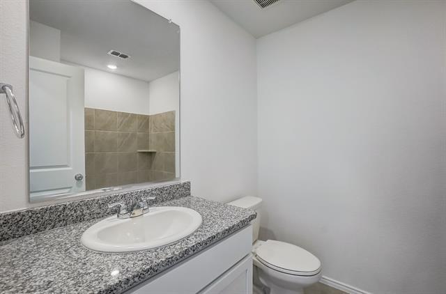 Building Photo - 2832 Ozark Cir